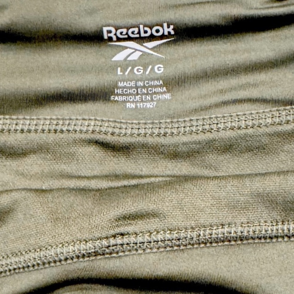 REEBOK NWT Slim Marathon
Vector Short Built In Panty Green Large - Picture 7 of 12
